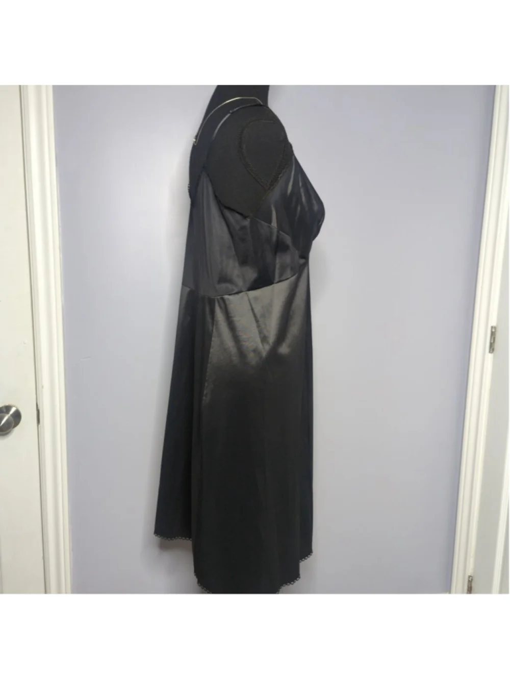 Vtg 60s 70s Van Raalte Black Nylon Lace Trim Slip Dress 40 Average - Picture 3 of 13